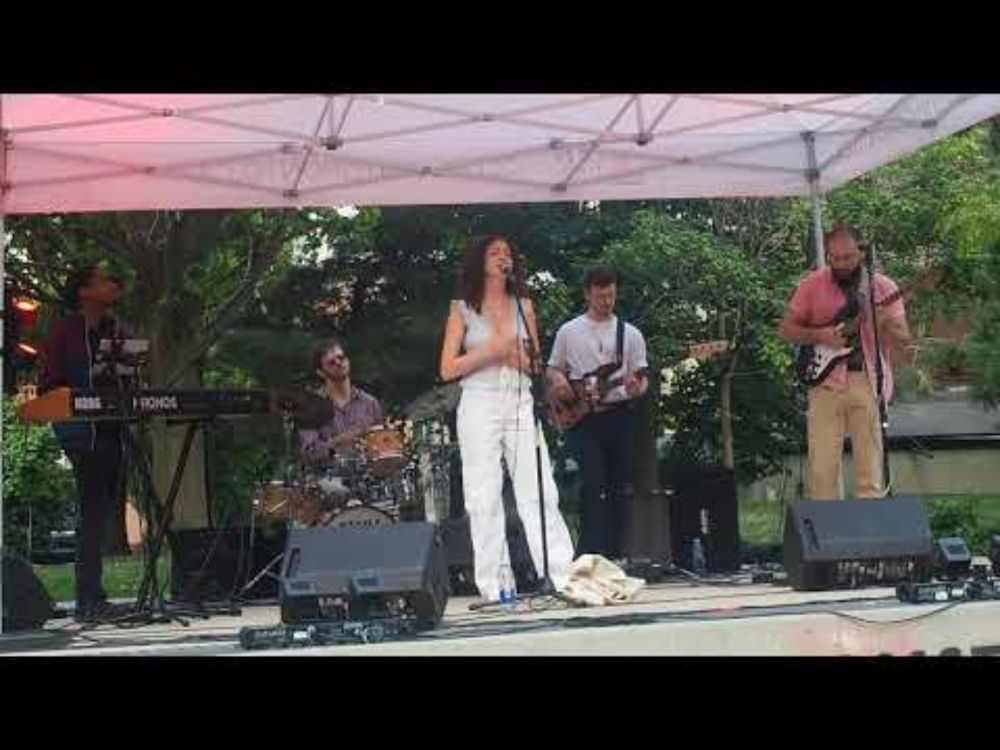 Hard to Stay | Avery Raquel | St. James Park | 2025-08-07