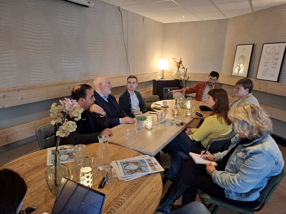 @franstimmermans.groenlinkspvda.nl
@momohandis.bsky.social