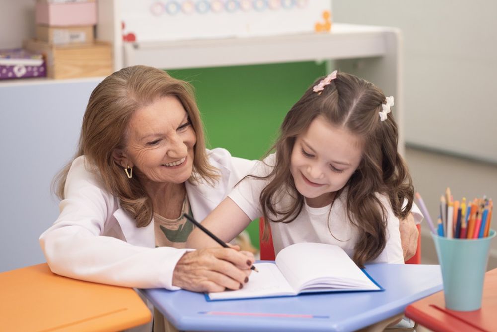 Acim promove campanha para fomentar o comércio nesse Dia dos Professores