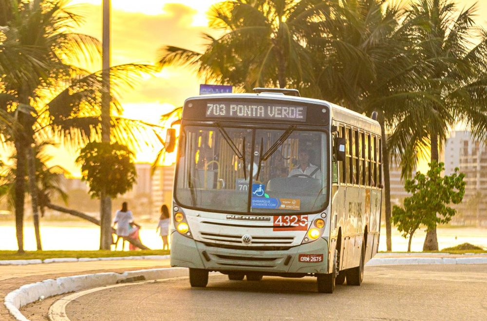 Veja quais linhas de ônibus serão reforçadas em Maceió no domingo de eleições