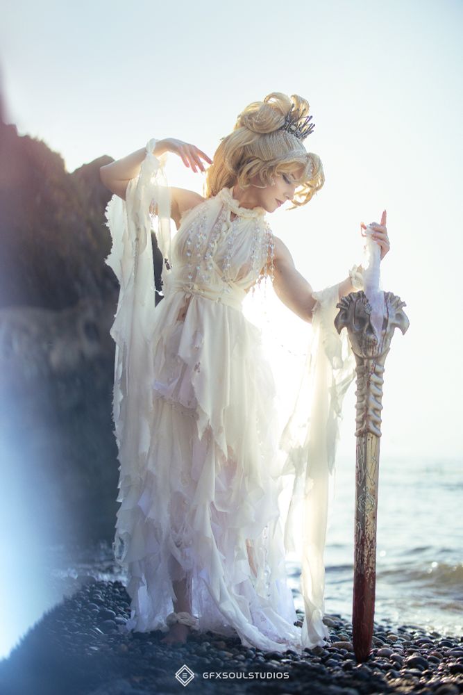 Cosplay of my Alecto, Pre-Myriad version