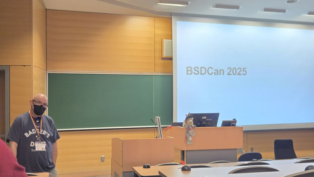 
the BSDCan opening session, with the con chair about to give the plenary. I wonder where Badger's Drift is? Do they have a BSD con?