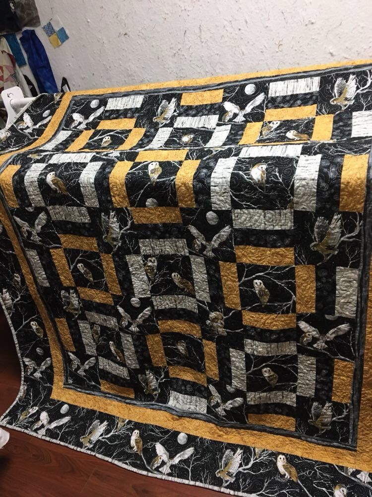 Black grey gold ‘Warm Wishes quilt with owls in block centres