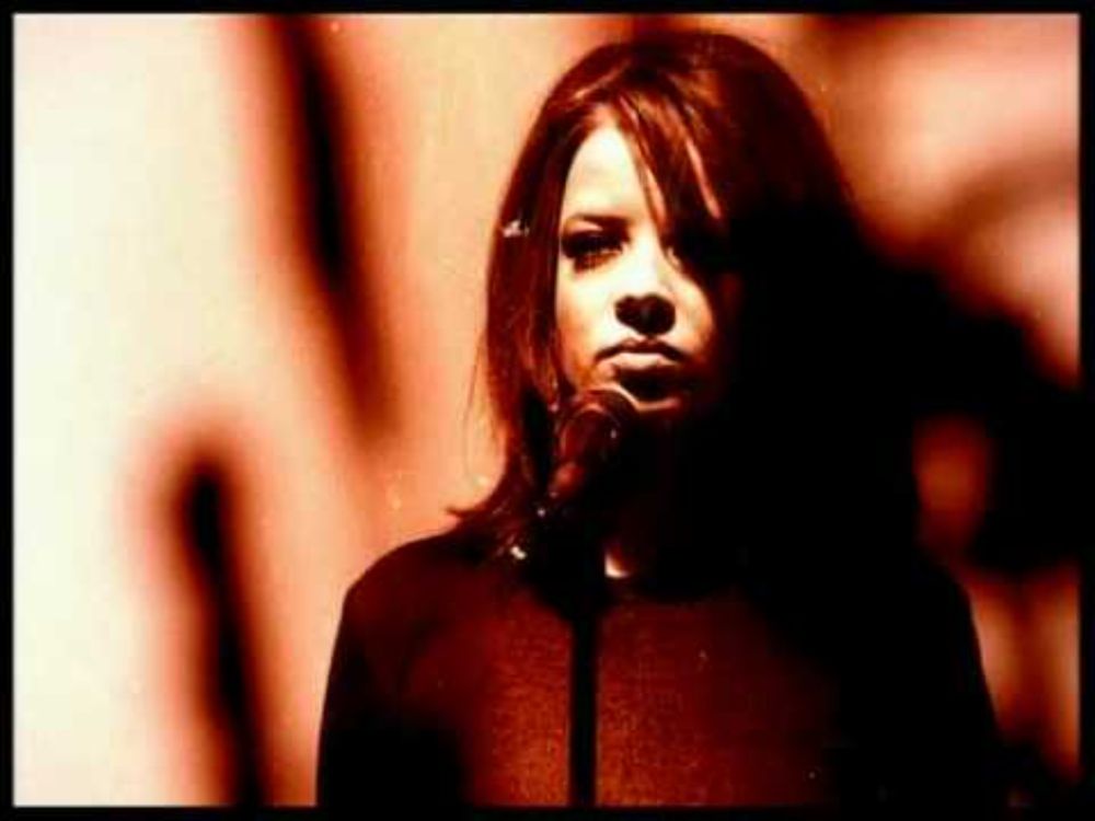 Garbage - Stupid Girl (HQ)