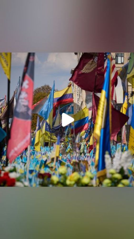 Володимир Зеленський on Instagram: "Eternal memory and honor to every one of our warriors who gave their lives defending Ukraine!

🇺🇦🇺🇦🇺🇦"