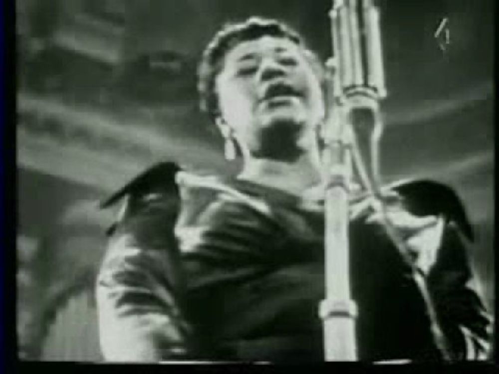 Ella Fitzgerald, "Angel Eyes"