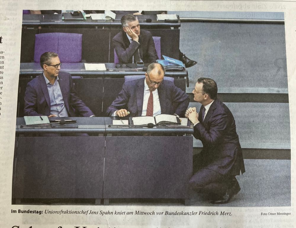 Foto aus der heutigen FAZ mit der Bildunterschrift: 