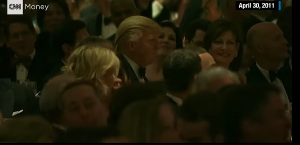 Trump and crowd reacting to Barack Obama's speech at the WH Correspondent's Dinner 2011