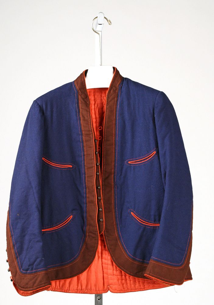 Smoking jacket, Metropolitan Museum of Art, New York, NY