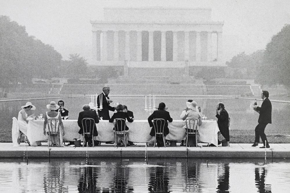 This photo on the National Mall captivated the country decades ago. The real story behind it remained a mystery — until now.