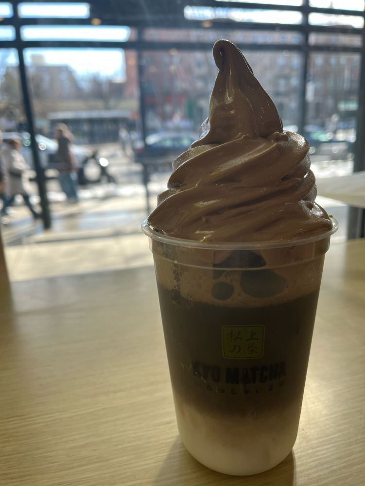 ほうじ茶ラテフロート