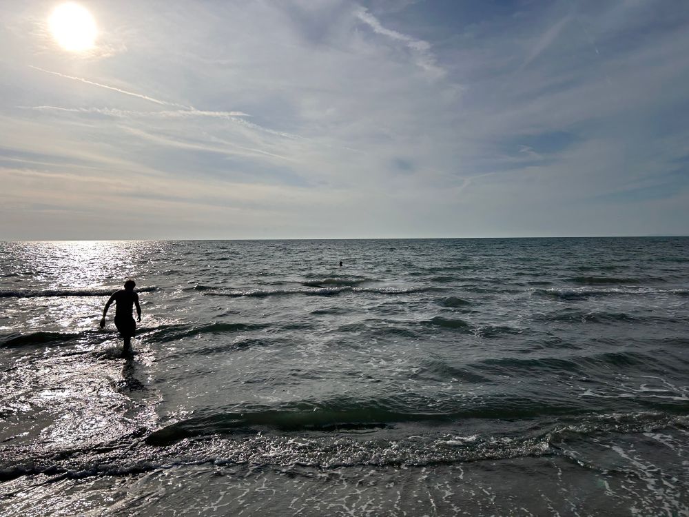 Sea dip
