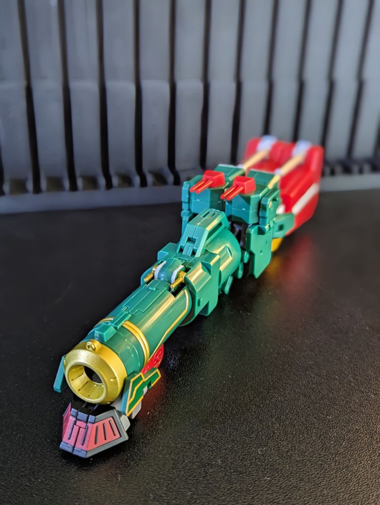 Might Gunner in locomotive mode.