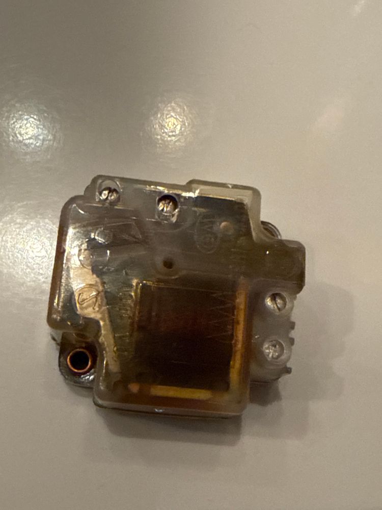 Defekter Stromstossschalter.