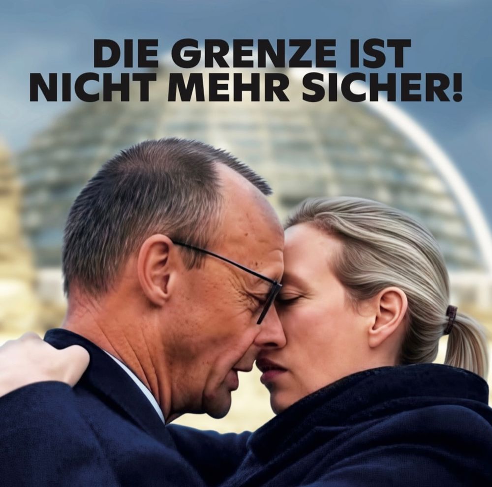 Merz und Weigel beim Küssen
