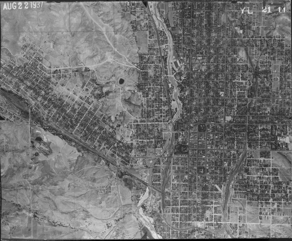A top-down, black-and-white photograph of Colorado Springs in 1937.