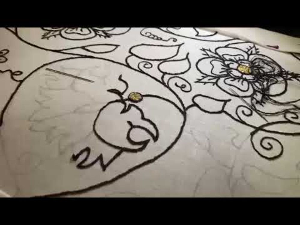 Greensleeves - lute solo - Her smock "embroidered gorgeously"