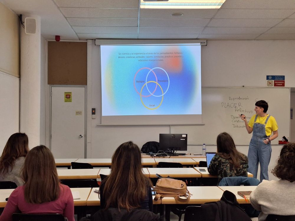 Curso en un aula del CIFICE. 