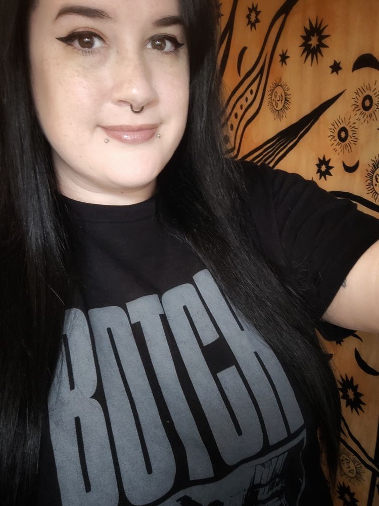 Selfie of me with my hair down wearing a Botch shirt 