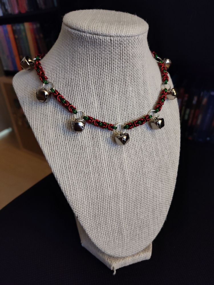 General photo of the necklace 