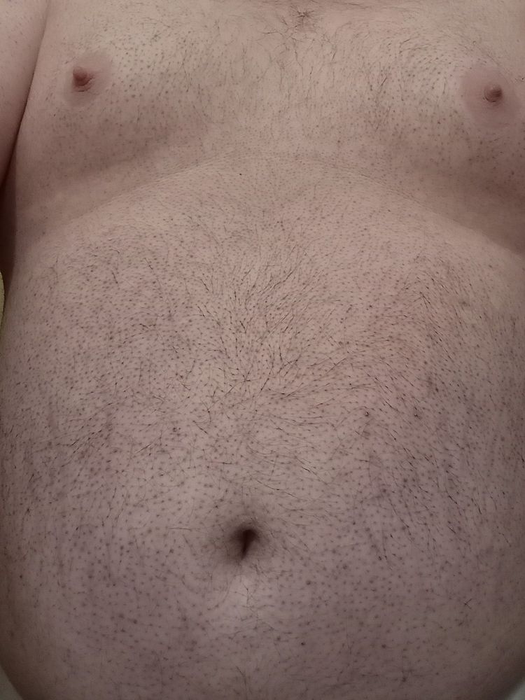 A pic of me shirtless. Chubby and slightly hairy