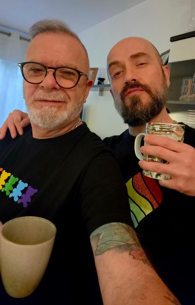 Hora del café, en duo esta mañana. Que tengáis todos un maravilloso finde.