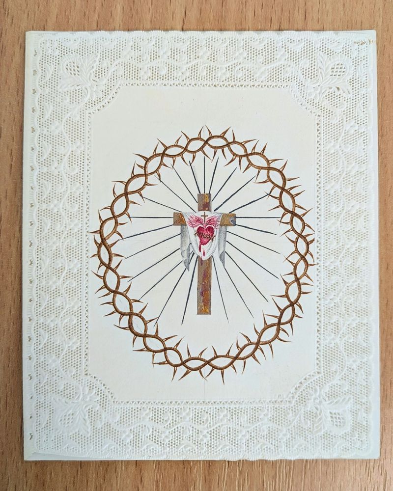  Victorian easter card depicting crucifix surrounded by a crown of thorns. Printed on beautiful delicate embossed lace-paper