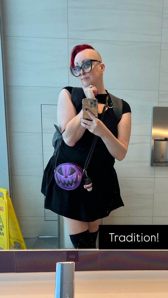 Traditional bathroom selfie of a Chan 