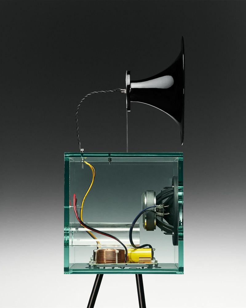 Silence Please Speaker (2025)