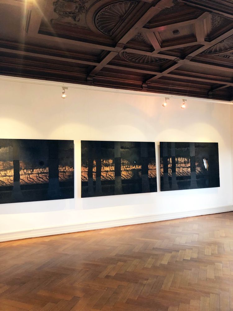 Lena Schmidts artwork “Inside” installed at Villa Streccius