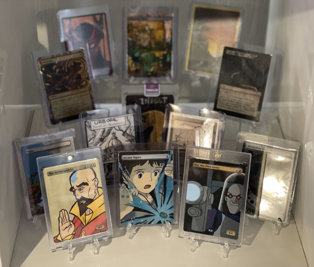 Display of altered cards featuring alters by SnowQueenOfHoth, Lur_Altered, CloverAlters, DracV, Sleep, Inkling and more. 