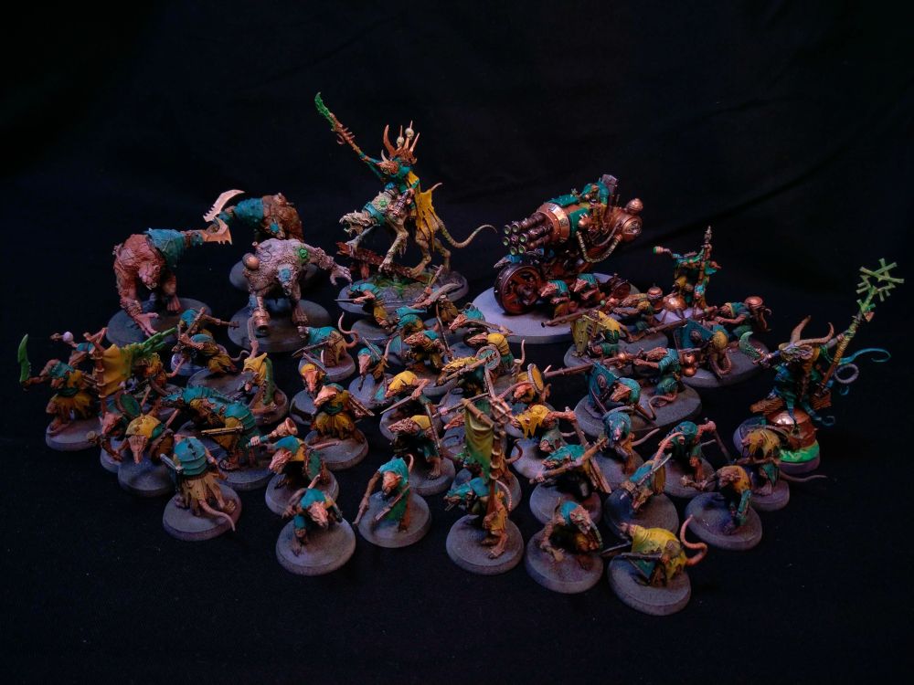 Skaven from skaventide, turquoise and yellow