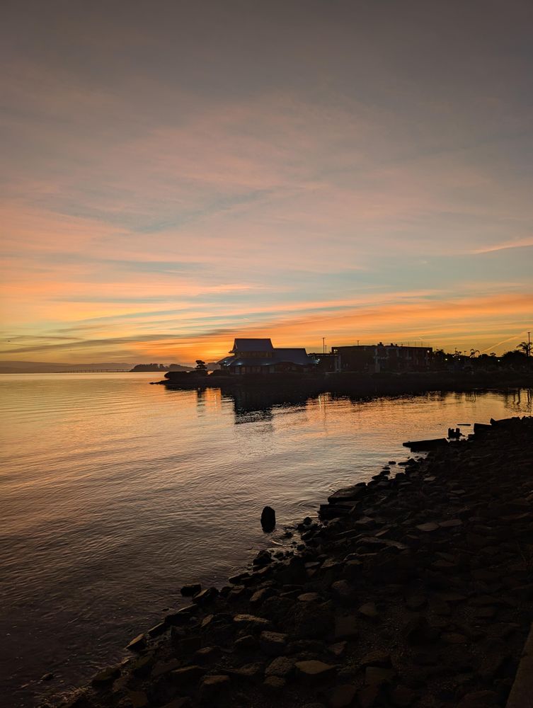 Sunrise picture of the bay near Burlingame. 