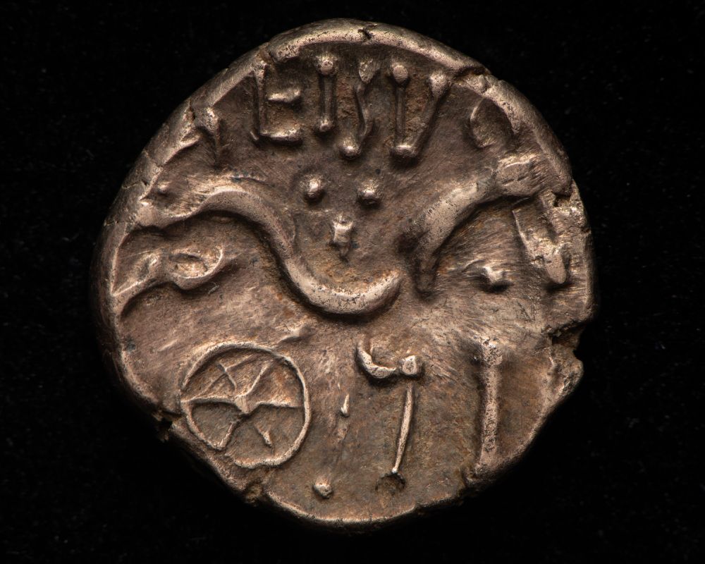 Iron Age gold stater of Eisu (circa AD 20–25) from the hoard © Museums Worcestershire