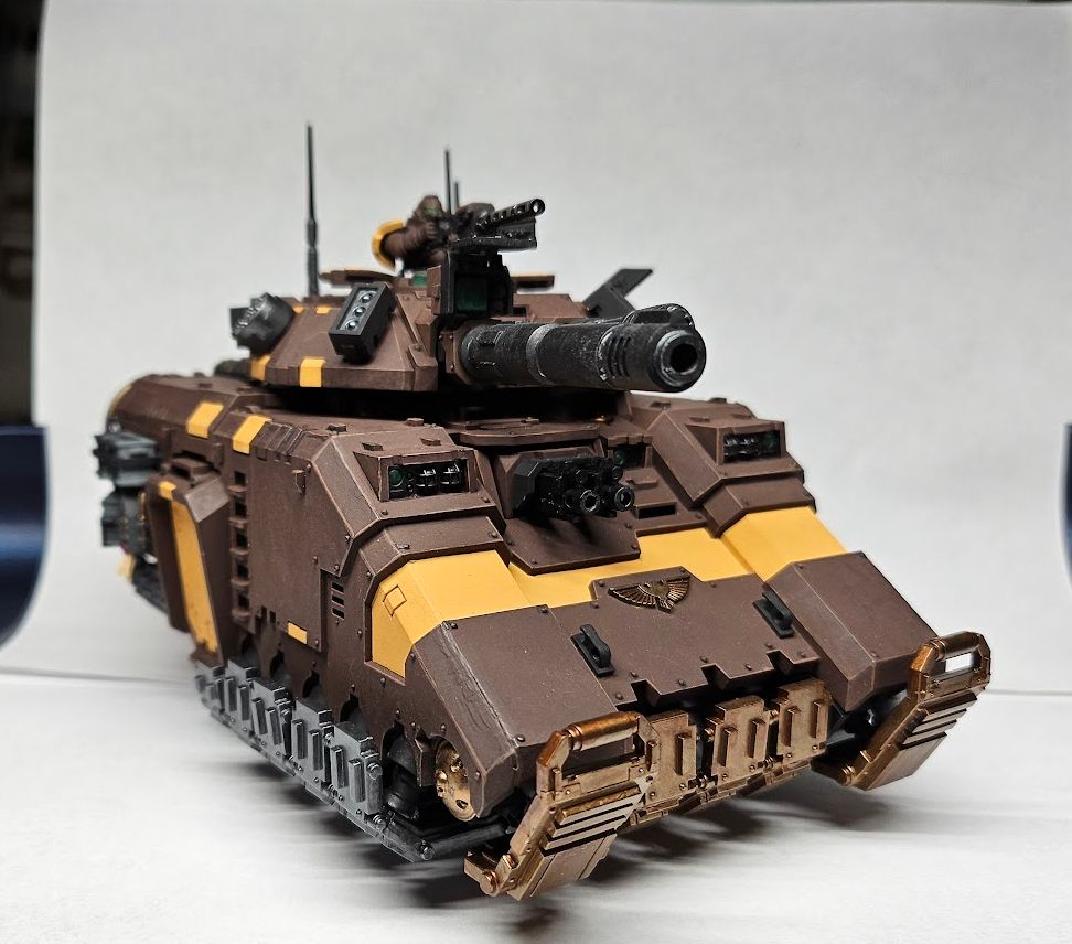40k repulsor in brown and tan with copper tracks