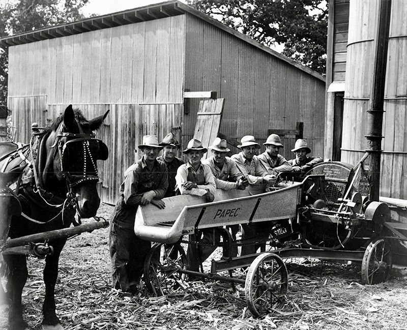 image & caption from http://www.fdrlibrary.marist.edu/archives/collections/franklin/index.php?p=digitallibrary/digitalcontent&id=3318