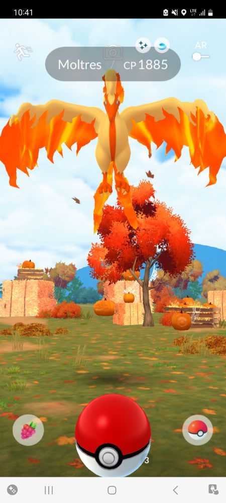 Shiny Galarian Moltres in Pokemon GO