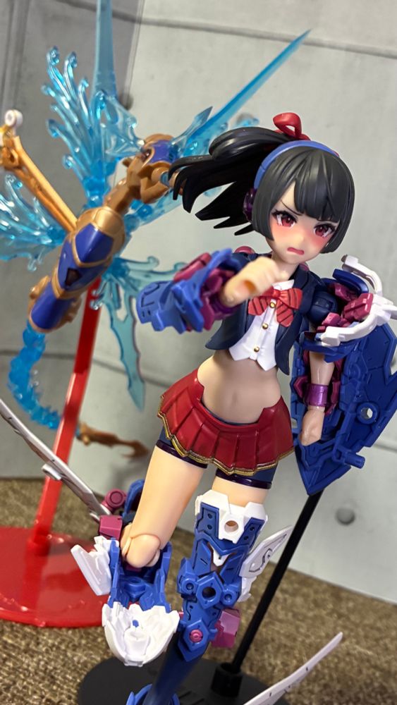 「マスター！話が違います！！メガミバトルじゃなかったんですか⁉︎なんですかアレ⁉︎⁉︎」
