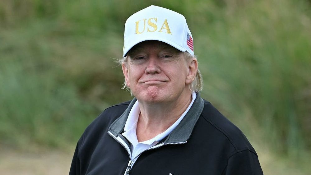 De Verenigde Staten zijn niet goed voorbereid op de gesprekken die de Amerikaanse president Trump vrijdag gaat voeren met zijn Russische ambtgenoot Poetin, meldt de Financial Times. Ruslandcorrespondent spreekt van een tamelijk desastreus beeld dat geschetst wordt van de Amerikaanse voorbereidingen. Die zijn er eigenlijk niet. Het team van Trump heeft geen Rusland en Oekranedeskundige. Er wordt vooral op los gemproviseerd.