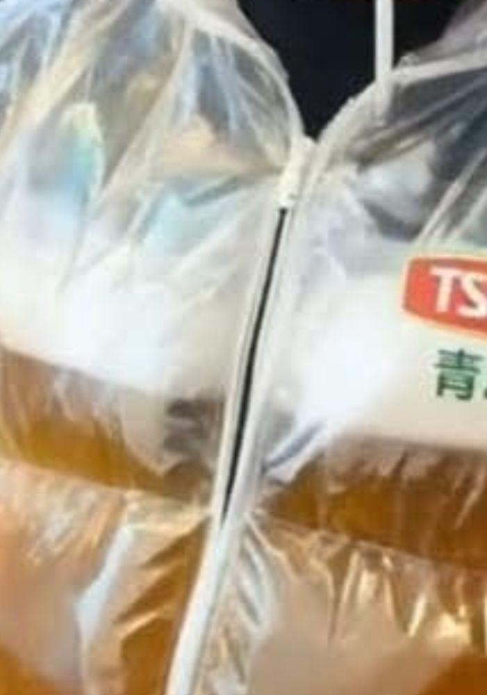 Close up of an Ai-generated beer jacket. 