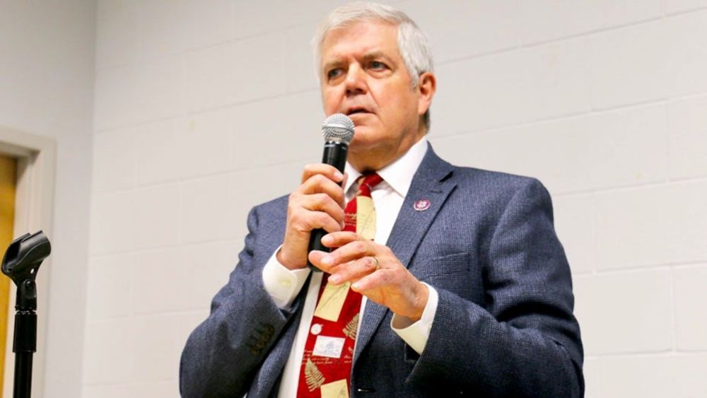 Bentz used federal dollars allocated to his office to pay for more than $16,000 of hotels for staff over Trump’s 2025 inauguration.
