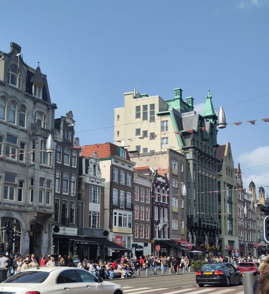 häuserfront in Amsterdam 