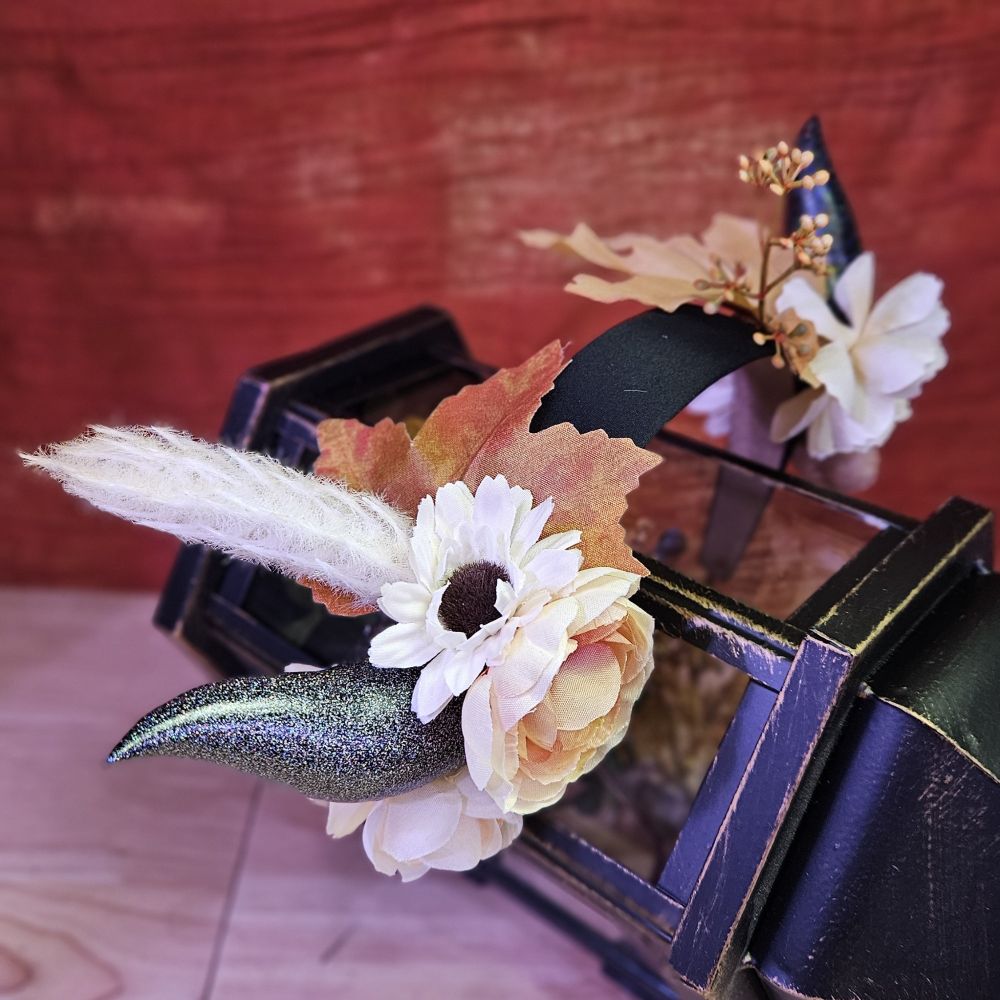 I don't play often enough with these colors that remind me of old books in the fall. The color combo of the cream, light browns, pale orange, and muted yellows are so pretty together. 