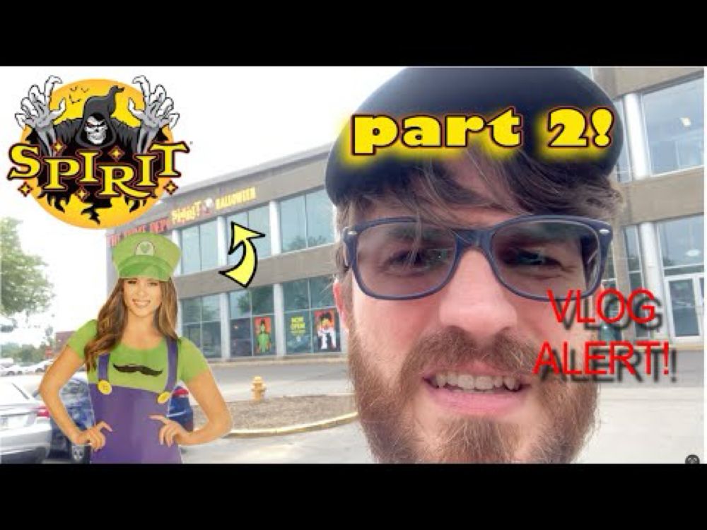 CLUELESS GUY VISITS SPIRIT HALLOWEEN STORE PART 2 | #spirithalloween #Halloween #Mario