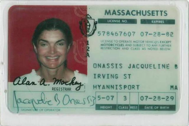Photo of a Massachusetts driver's license issued in 1982, which contains no gender or sex marker. Source: https://en.wikipedia.org/wiki/File:Massachusetts_driver%27s_license,_1982.jpg