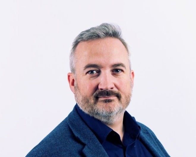 Prof Richard Amlot 