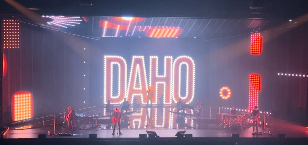 La scène d’ouverture du concert d’Etienne Daho ce 10 novembre à Toulouse - L’invitation