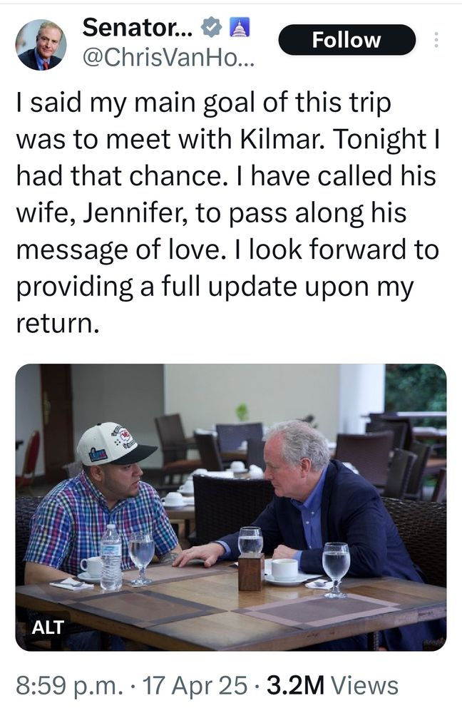 Senator Chris Van Hollen meets Kilmar Abrego Garcia in El Salvador 