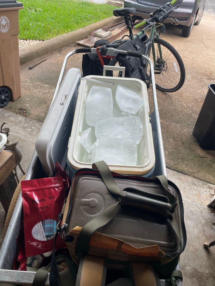 The Hard Water e-bike with 160lbs of ice in two coolers in the trailer.

8lb ice bricks for maximum cooling.