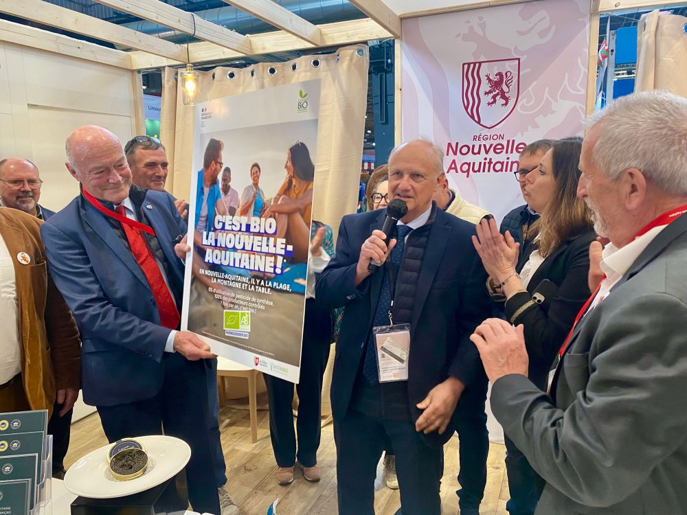 L’Agence Bio félicite la Région Nouvelle-Aquitaine en présence de son Président pour son engagement pour la Bio.